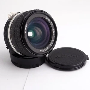 Nikon Nikkor 28 mm f/2.8 Ai-S CRC lens - Photo 1/9