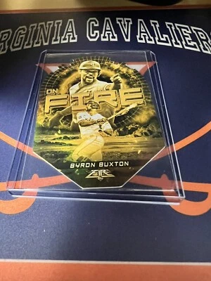2022 Topps Fire Byron Buxton EF-27 On Fire Gold Minted Parallel Minnesota Twins - Image 1 of 2