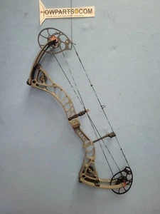 Bowtech SR350 Compound Bow LH 60lbs - Picture 1 of 3