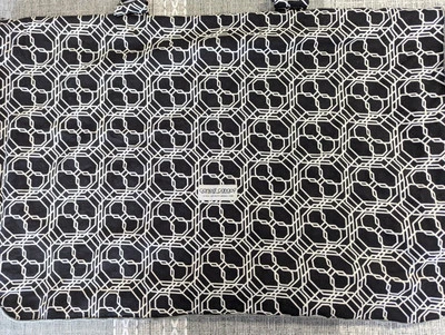 Cubierta de asiento de coche para bebé Carseat Canopy blanco y negro Foto 1 de 4