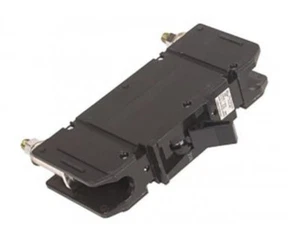 Outback Power, PNL-30-AC/DC, 30 Amp, 150 VDC and 120 VAC, 1/4" stud terminals - Picture 1 of 1