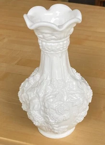 Vintage Imperial White Milk Glass Loganberry Paneled Grape 10" Vase - Picture 1 of 9