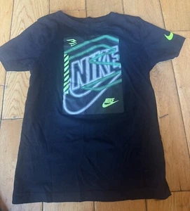 Youth Nike Tee (M) 10/12 - Picture 1 of 3