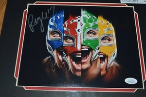 Autograph RAY MYSTERIO signed Wrestler photo with COA - Picture 1 of 1