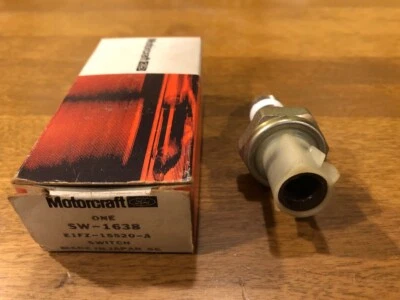 Nuevo de Lote Antiguo 1981-1989 Ford Escort Tempo Topaz Lynx 4 velocidades M/T Interruptor de luz de respaldo Foto 1 de 4