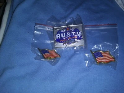 EUC/NASCAR/RUSTY WALLACE 2007 FAN CLUB XL LAPEL/HAT PIN/2 FREE AMERICAN FLAG PIN - Image 1 of 4