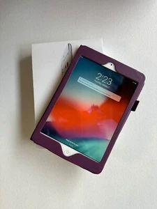 Apple iPad Mini 2 Model A1489 (2015) 16GB Excellent Cond White bundled w/case - Picture 1 of 17