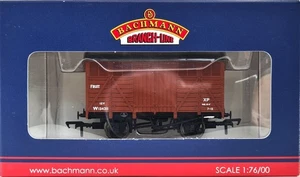 Bachmann 37-754B 12 Ton Ventilated Fruit Van W134211 in BR (WR) Bauxite Livery - Picture 1 of 2