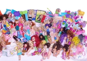 Vintage Lot 4 Lb Of Old Toys Figurines Random Accessories Attachments Mixed, See - Picture 1 of 24