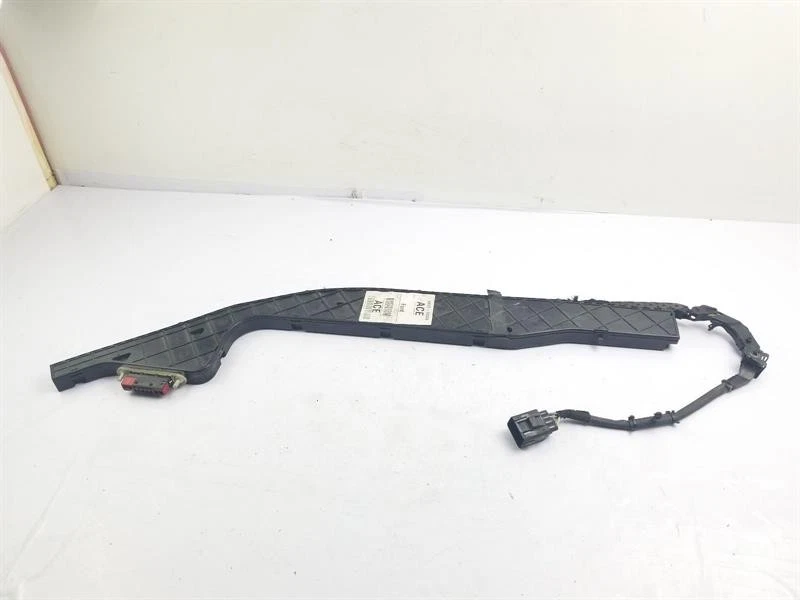 2010-2015 MK2 FORD C-MAX SLIDING DOOR LOCK WIRING AV6T14026 — 第 1/4 张图片