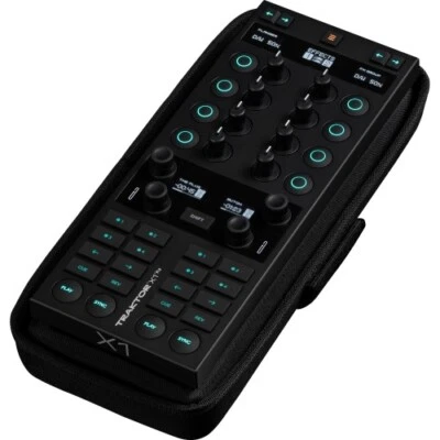 Native Instruments Traktor X1 MK3 + Traktor Modular Bag | Neu - Bild 1 von 2