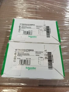 Schneider Electric STBDDO3705KS 24VDC IN 16PT BASIC KIT SCREW BASE (NEW) - Picture 1 of 1
