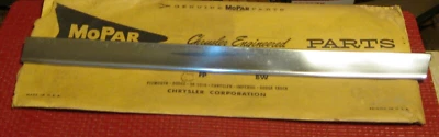 NOS Mopar 1954 Chrysler New Yorker intermediate front grill moulding — 第 1/4 张图片