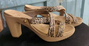Crocs Cyprus IV Damen-Sandalen Leopardenabsatz Größe 7 - Bild 1 von 15