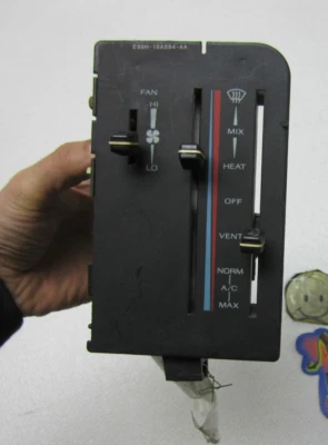 TEMPERATURE CONTROL UNIT SWITCH BLOWER MOTOR DASH FAN A/C HEATER AEROSTAR 89-91 - Image 1 of 3