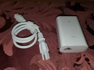 Ubiquiti GP-H480-050G 48V PoE Injector POE-48 Volt - 24Watt - Picture 1 of 3
