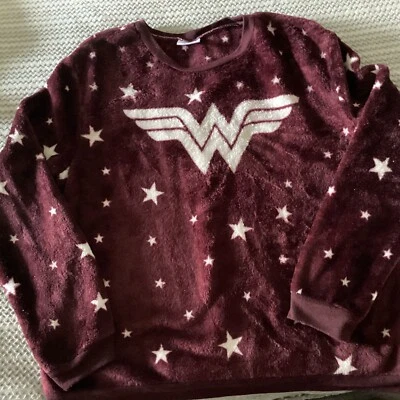 Top de pijama de felpa Wonder Woman para niñas talla grande Foto 1 de 4