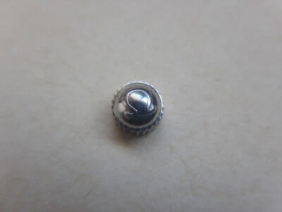 COURONNE REMONTOIR OMEGA BOMBÉE ACIER CROWN Ø 4 mm TIGE 0,9 ép 3 tube Ø 2 mm - Photo 1/4