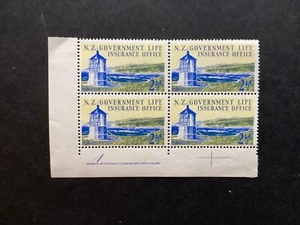 NZ 1969 2.5c Lighthouse (Puysegur Point) Plate/Imprint Block 1,1 MUH/LHM (A173) - Picture 1 of 2