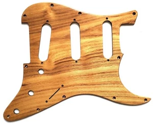 NEW PICKGUARD STRATOCASTER - fait main - bois Ailhantus - guitare STRAT #5 - Imagen 1 de 6
