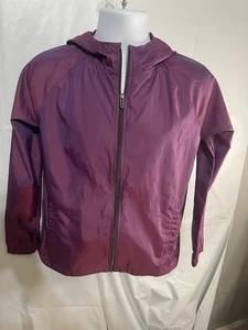 Under Armour Iridescent Woven Women’s Jacket 1325529 Purple Small - Picture 1 of 4