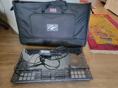 Denon MC7000 4-Channel DJ Controller Digital Mixer with Dual USB - Image 1 of 4