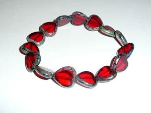 Adorables cuentas de corazón rojo granate transparente con acabado Picasso 16mmx15mm (15) - Imagen 1 de 6