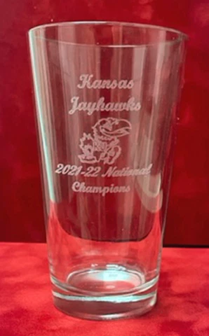 Kansas Jayhawks 2021-22 National Champion 16 oz pint serving glass Cover