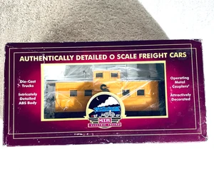 Center Cupola Caboose: C&O Chesapeake&Ohio #90353 (MTH #20-20612E, O Gauge), NIB - Picture 1 of 6