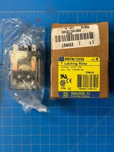 Relè Quadrato D 120V Ser B 8501KL12V20 - Foto 1 di 3