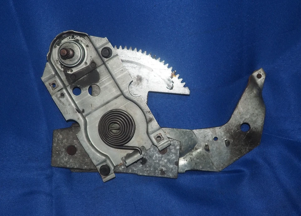 1968 1969 Chevy Camaro Firebird Pasenger Right Quarter Window Regulator OEM - Image 1 of 4