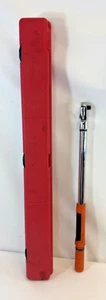Llave dinamométrica angular electrónica de accionamiento MACTools TWVA250FD 1/2" 15-250 pies lb NARANJA - Imagen 1 de 10
