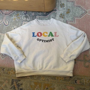 Madhappy 4U032 Unisex Sz M Ivory Local Optimist Colorful Crewneck Pullover $165 - Picture 1 of 9