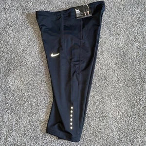 Women Medium Nike Tech Tight Fit Capri Pants Black 840869-010 Phone & Zip Pocket - Picture 1 of 14