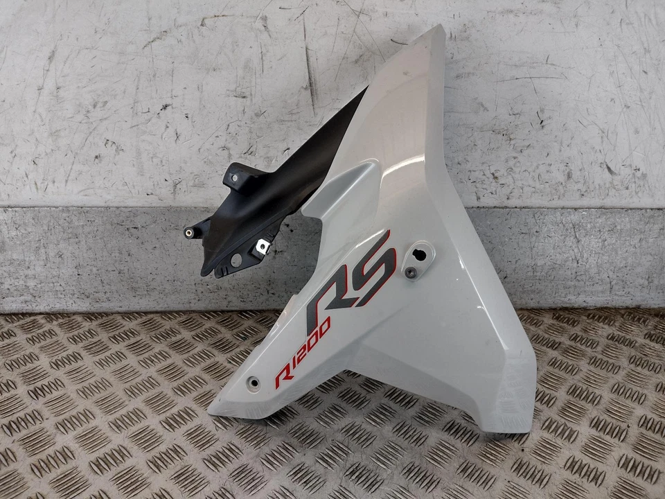 BMW R1200 RS 2018 carenado medio derecho Foto 1 de 4