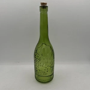 Kelly Green Glas Deko Flasche geprägt Weinblätter Design versiegelt NEU - Bild 1 von 7