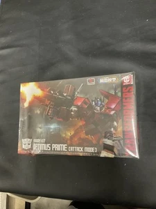 Flame Toys Furai Model Kit Transformers 'Optimus Prime' Modalità Attacco - SIGILLATO - Foto 1 di 3