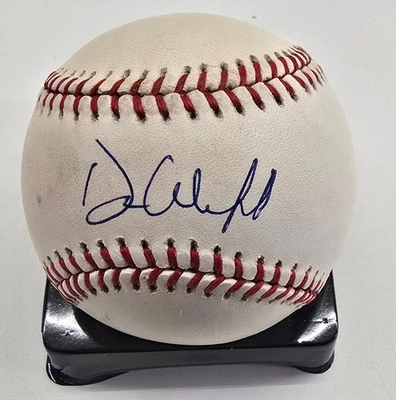 Dave Winfield Autograph OAL Baseball PSA DNA (Clean) - Image 1 of 3