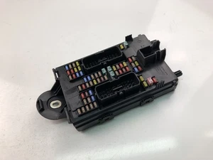 VOLVO V90 II Sicherungskasten 31682732 18078157 - Picture 1 of 4