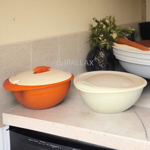 TUPPERWARE C132 THERMO-DUO 2,5 L + 3,1 L KARMESIN-ROT THERMO-SCHÜSSEL - Bild 1 von 2