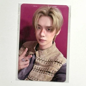 YEONJUN TOMORROW X TOGETHER NO LABELS : PART 01 musickorea Photo card SOLO LD #A - Bild 1 von 24