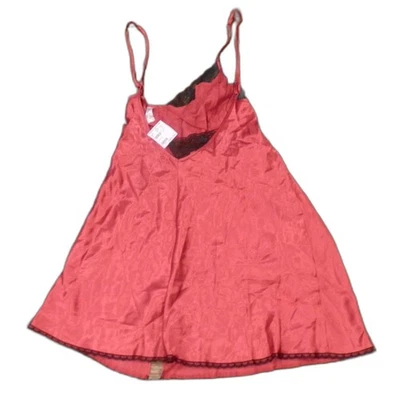 Boneca bebê lingerie Frederick's of Hollywood feminina vermelha tamanho grande nova com etiquetas - Imagem 1 de 2