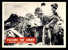 1965 Philadelphia War Bulletin #31 Passing The Ammo NM