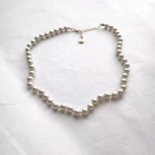 OFF WHITE Collana di perle grandi vintage Monet vetro bianco sporco firmata lunga 16 18" oro usata in ottime condizioni