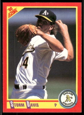 1990 Score #266 Storm Davis - Image 1 of 2