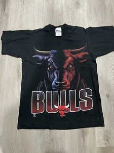 Pro Player NBA Chicago Bulls Bull Vintage Medium Mens Tshirt SL001809 - Picture 1 of 4