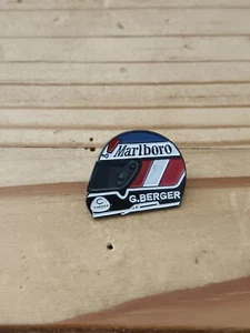 Pin's Pins PIN Emaille 30 SPORT F1 Helm Marlboro FERRARI "BERGER" - Bild 1 von 1