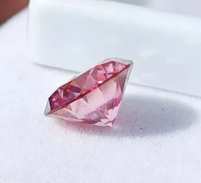 3.4 Ct Lab Grown Pink Diamond Round Cut 10x10 mm D Color VVS1 IGL Certified 5SDS - Image 1 of 4