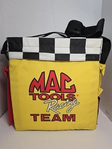Mac Tools Racing Team Cooler Box Giallo Rosso Scacchi 32 Dale Jerrett Raro Nuovo - Foto 1 di 11
