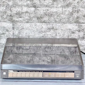 Technics SL-Q6 Giradischi a tracciamento lineare - Foto 1 di 10